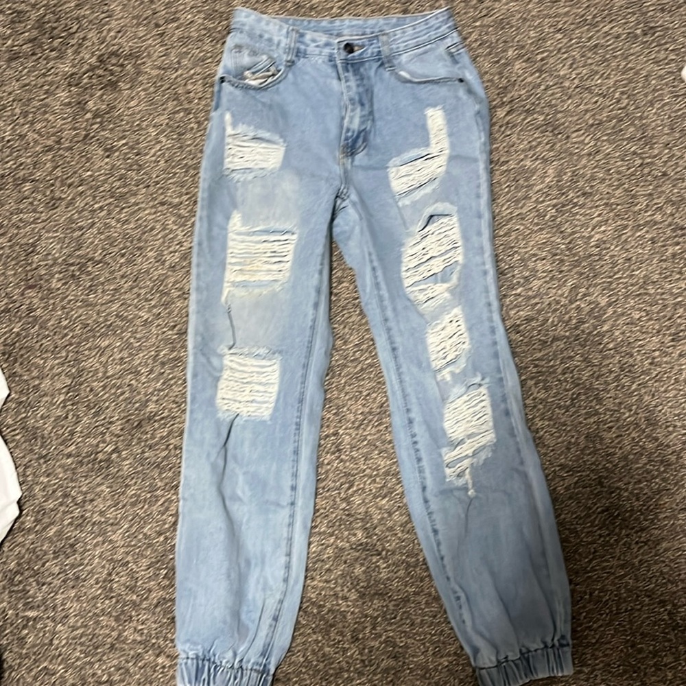 Ripped jeans